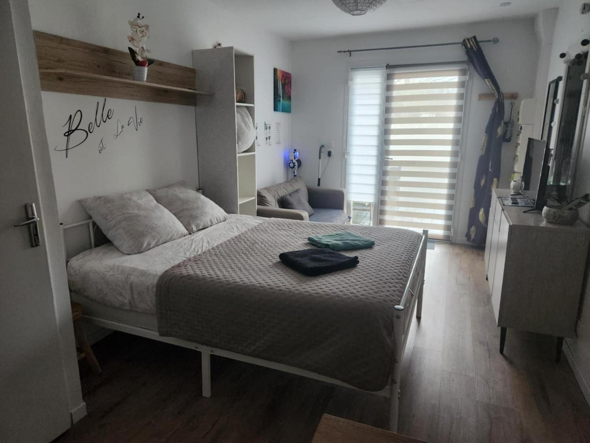 Studio Avec Terrasse 틀로언 외부 사진
