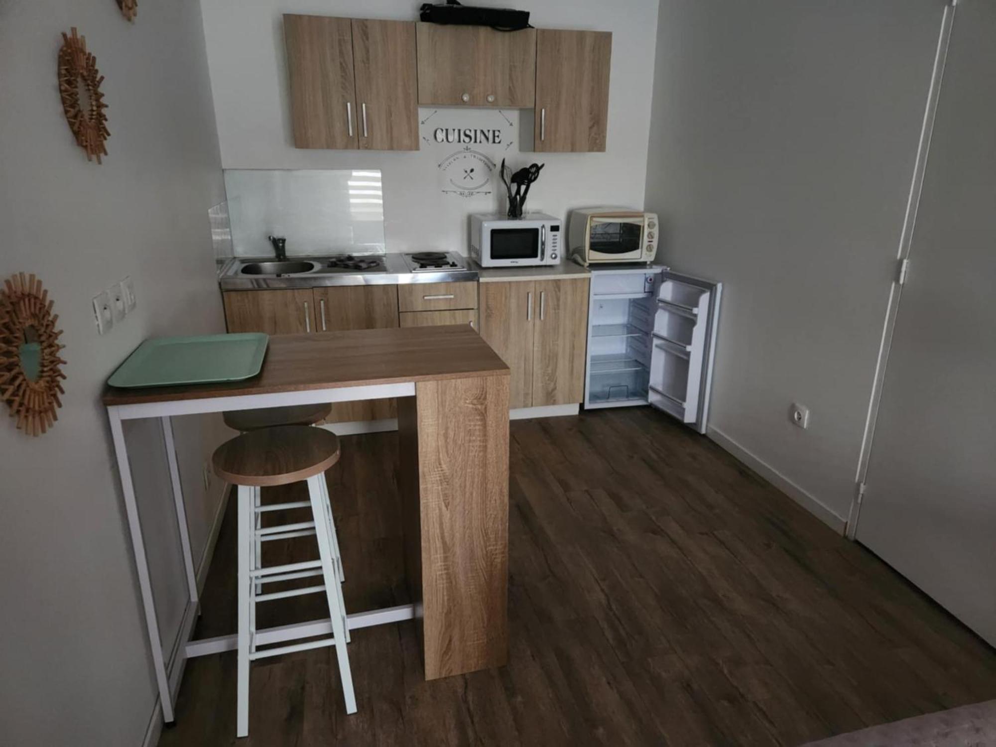 Studio Avec Terrasse 틀로언 외부 사진